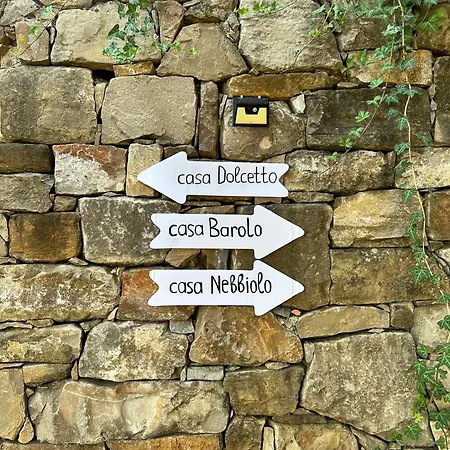 빌라 Just Langhe Casa Nebbiolo