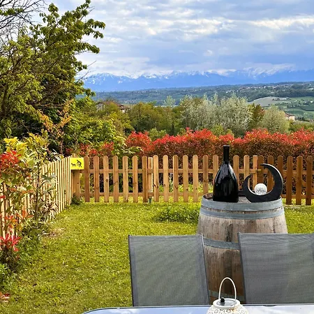 빌라 Just Langhe Casa Nebbiolo 노벨로